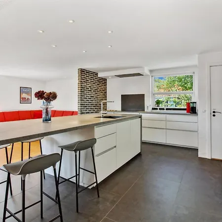 Kaelle - 500m From The Sea By Interhome